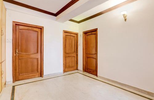 Shimla Hotel | Super Collection O Mall Road Formerly Hotel Shubham