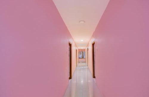 Khattalwada Hotel | Super Collection O Victoria Memorial Metro Station Formerly Shanthaa Residency