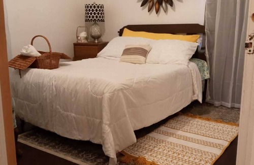 Detroit House | Super Comfy Room at a Great Location