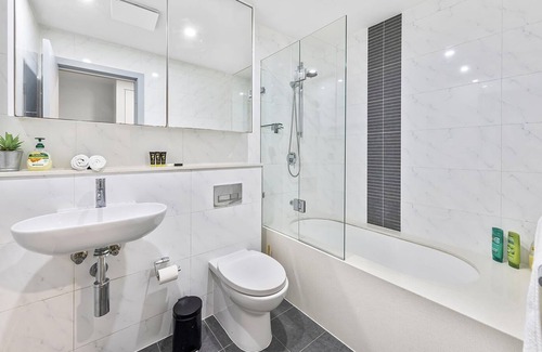 Ryde Apartment | Super Convi One Bedroom Apartment in Ryde