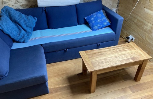Champs-Romain House | Super Cosy one bedroom house 20 minutes from Brantome