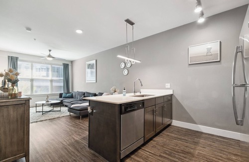 Legacy Park Apartment | Super Cozy 1-bedroom apartment in perfect Plano with fitness room, AC
