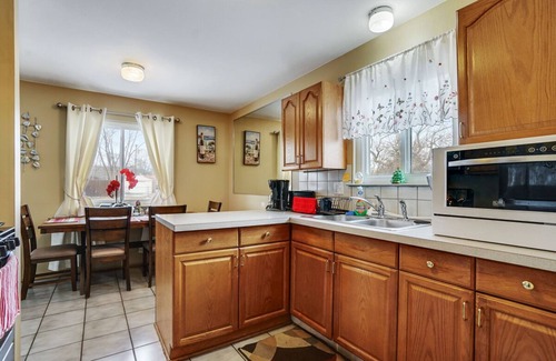 Ferndale House | Super cute & lovely home in Ferndale, MI