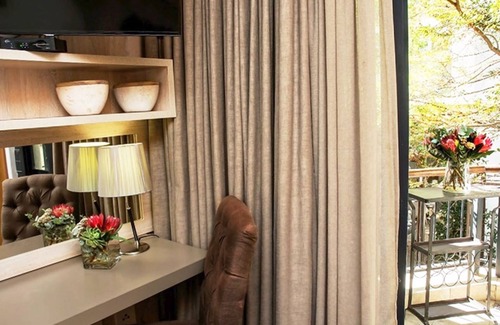 Stellenbosch Central Apartment | Super Cute Apartment in most loved Church Street - walk to restaurants