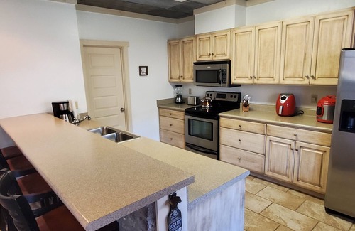 Arley House | Super Fun Home in the Heart of Smith Lake, year round deep water, 7 Person Spa!