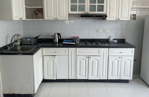 Bolivar Apartment | Super Gorgeous Guest-Friendly 3-BedRm w Pool