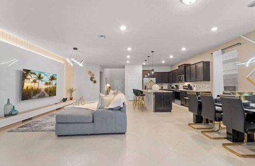 Four Corners House | Super Homey