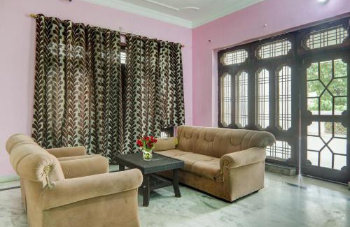 Mohangarh Hotel | Super Hotel O Kiara Villa Matiyari Chauraha Chinhat Bus Stop