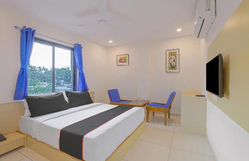 Navrangpura Hotel | Super Hotel O La Veera