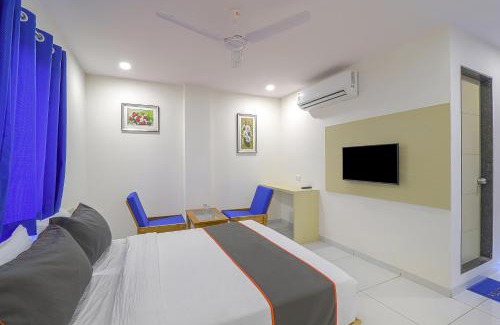 Navrangpura Hotel | Super Hotel O La Veera