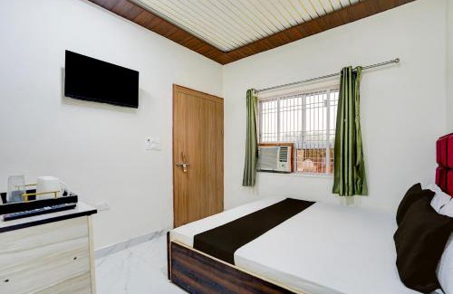 Mathura Hotel | Super Hotel O Mathura Central Railway Junction Formerly Bhagwati Palace