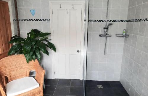 Brighton House | Super king bedroom with large ensuite