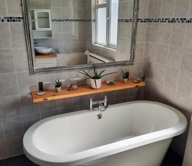 Brighton House | Super king bedroom with large ensuite