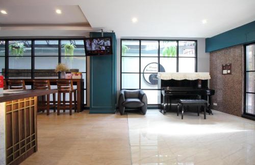 Wat Bowon Niwet Hotel | Super OYO 484 Pannee Residence Khaosan Sha Plus