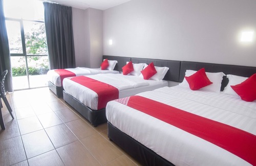 Kuching Hotel | Super OYO 897 iBC36 Business Stay