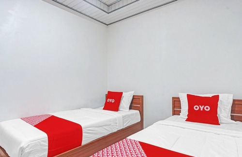 Rajabasa Hotel | SUPER OYO 90772 Terakostel