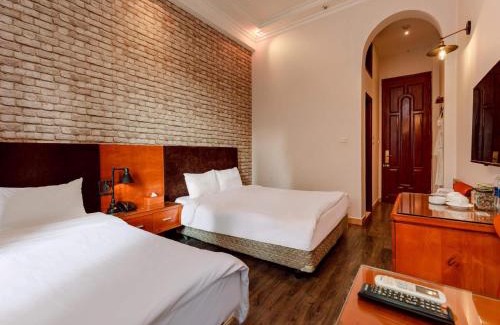 Trung Hoa Nhan Chinh Hotel | Super OYO Capital O 1173 Le Grand Hanoi Hotel - The Ruby