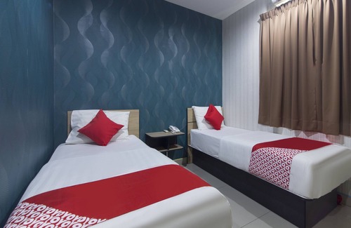 Pasir Pinji Hotel | Super OYO Capital O 804 Hotel Pinji
