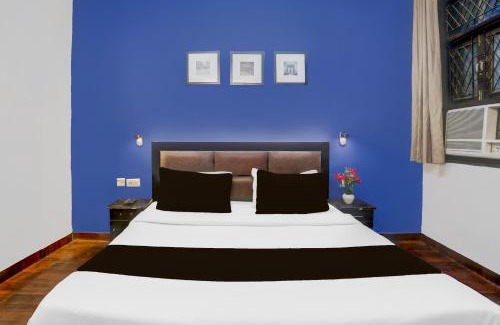 Sainik Farm Hotel | Super OYO Townhouse Anmol Residency Near Saket Metro Delhi
