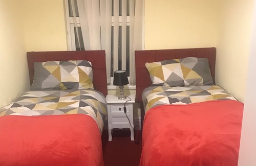 Luton House | Super Serviced Accommodation