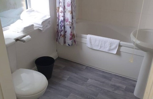 Huddersfield Bed & Breakfast | Super Sized Family Room +ensuite