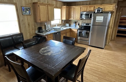 Venice Boat Rental | "Super Strike 1" houseboat - 2 BR/1.5 BA in Cypress Cove Marina - 6 beds