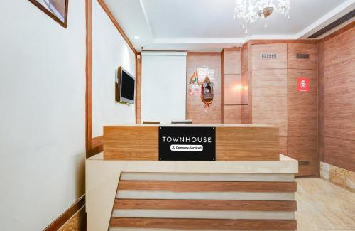 Chhatarpur Hotel | Super Townhouse Chhatarpur Near Metro Park