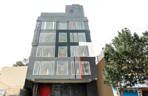 Hyderabad Hotel | Super Townhouse De Alphabet