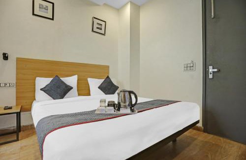 Rohini Hotel | Super Townhouse Mannat Rohini 16