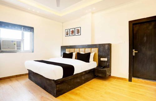 Varanasi Hotel | Super Townhouse Pahadiya