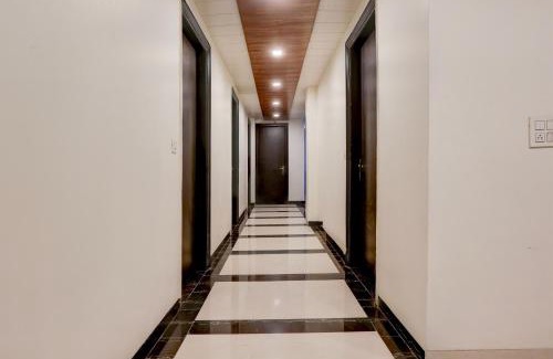 New Delhi Hotel | Super Townhouse Rohini Sector 18 Formerly Relic Stay