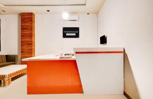 Faridabad Hotel | Super Townhouse Sarai Metro Station Formerly Palla