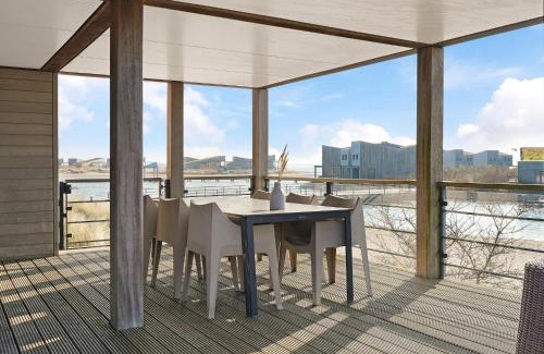 Ouddorp Villa | Super VIP Waterfront Villa - 4p Direct bij het Strand & Waterzicht - Villa 41
