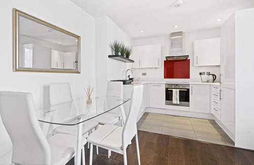 Stockwell Apartment | Superb 2 Bedroom Flat in Clapham