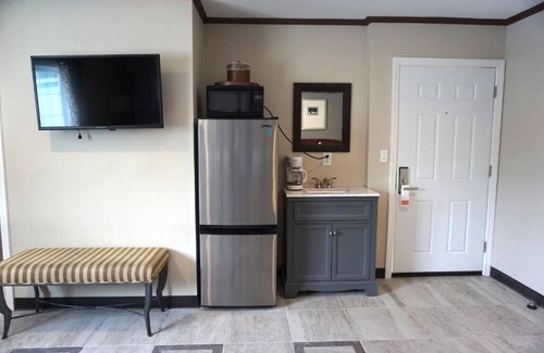 Wildwood Villa | Superb 6-bedroom villa with WiFi in Wildwood