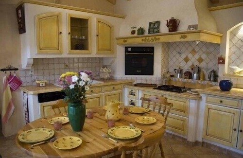 Chateaurenard Apartment | Superb apartment of 120 m2 in provencal mas of the owners