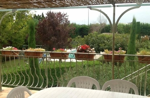 Chateaurenard Apartment | Superb apartment of 120 m2 in provencal mas of the owners