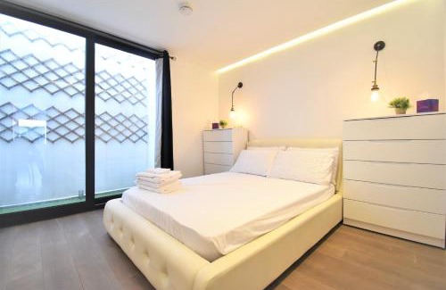 Harrow Road Apartment | Superb Apartment, Shirland Mews