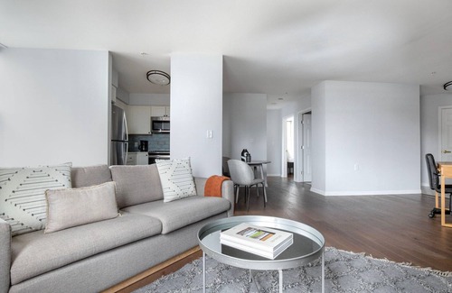 Central Square Apartment | Superb Central Square 2BR w/In-Unit W/D, nr Restaurants, by Blueground
