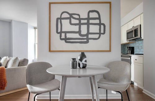 Central Square Apartment | Superb Central Square 2BR w/In-Unit W/D, nr Restaurants, by Blueground