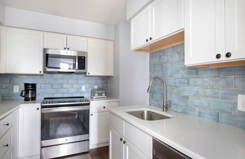 Central Square Apartment | Superb Central Square 2BR w/In-Unit W/D, nr Restaurants, by Blueground