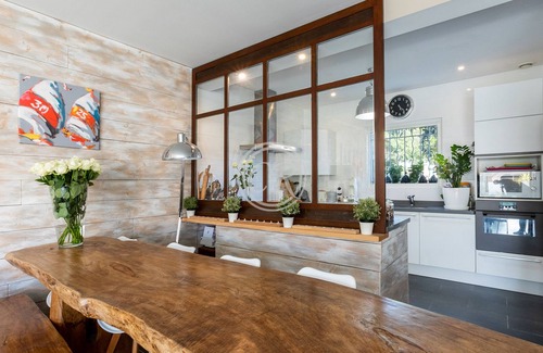 Toulon - Hyeres Villa | Superb contemporary villa PIED DANS L'EAU - l'Ayguade beach