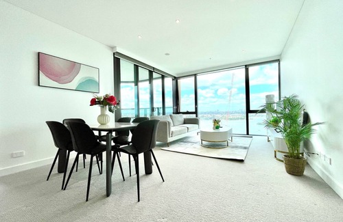 Rhodes Apartment | Superb Harbour bridge&City view