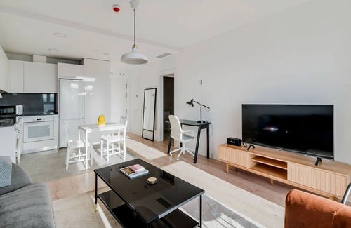 Palma-Palmilla Apartment | Superb Martiricos-La Roca 1BR w/Gym, Pool & Sea View, by Blueground