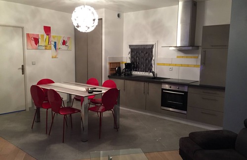 La Marne Apartment | SUPERB 'MODERN' GOOD PLACE