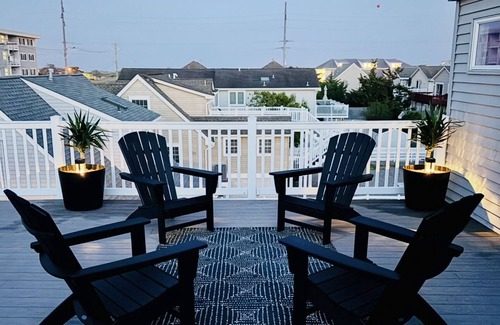 Stone Harbor House | Superb New Renovation 4Bd 2.5 Bth, Stone Harbor 1.5 block Beach-pets considered