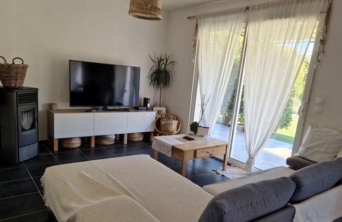 Pelissanne Villa | Superb new villa in a quiet area while being 2 steps from the city center