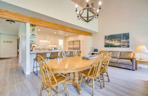 South Snyderville Basin House | Superb Park City Escape w/Deck, Walk to Ski Lift!