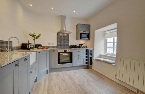 Lynmouth Apartment | Superb Sea View Apartment