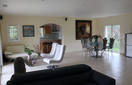 La Nartelle Villa | Superb villa in the private domain La Nartelle located in lush greenery